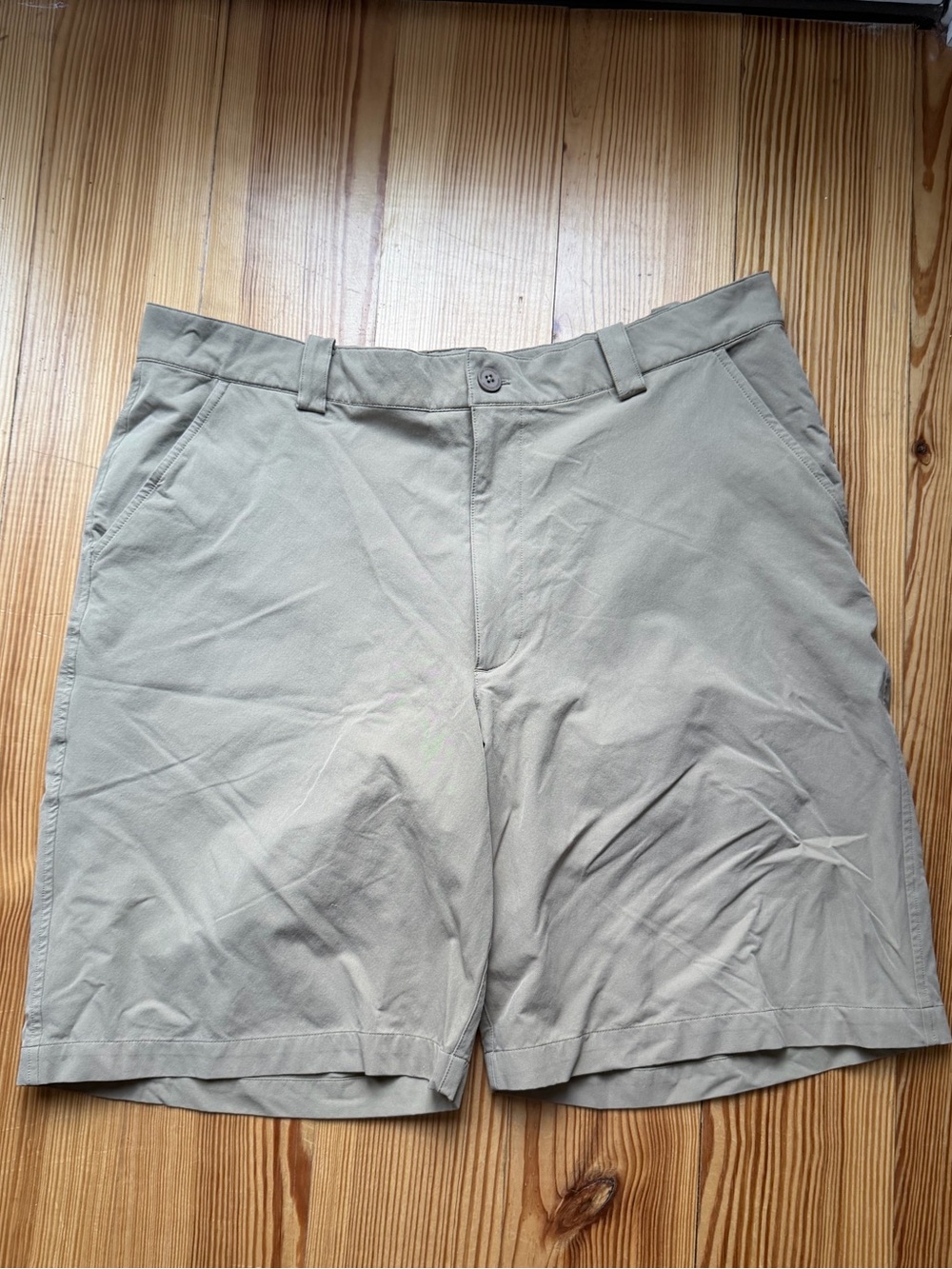 Under Armour Men's golf shorts